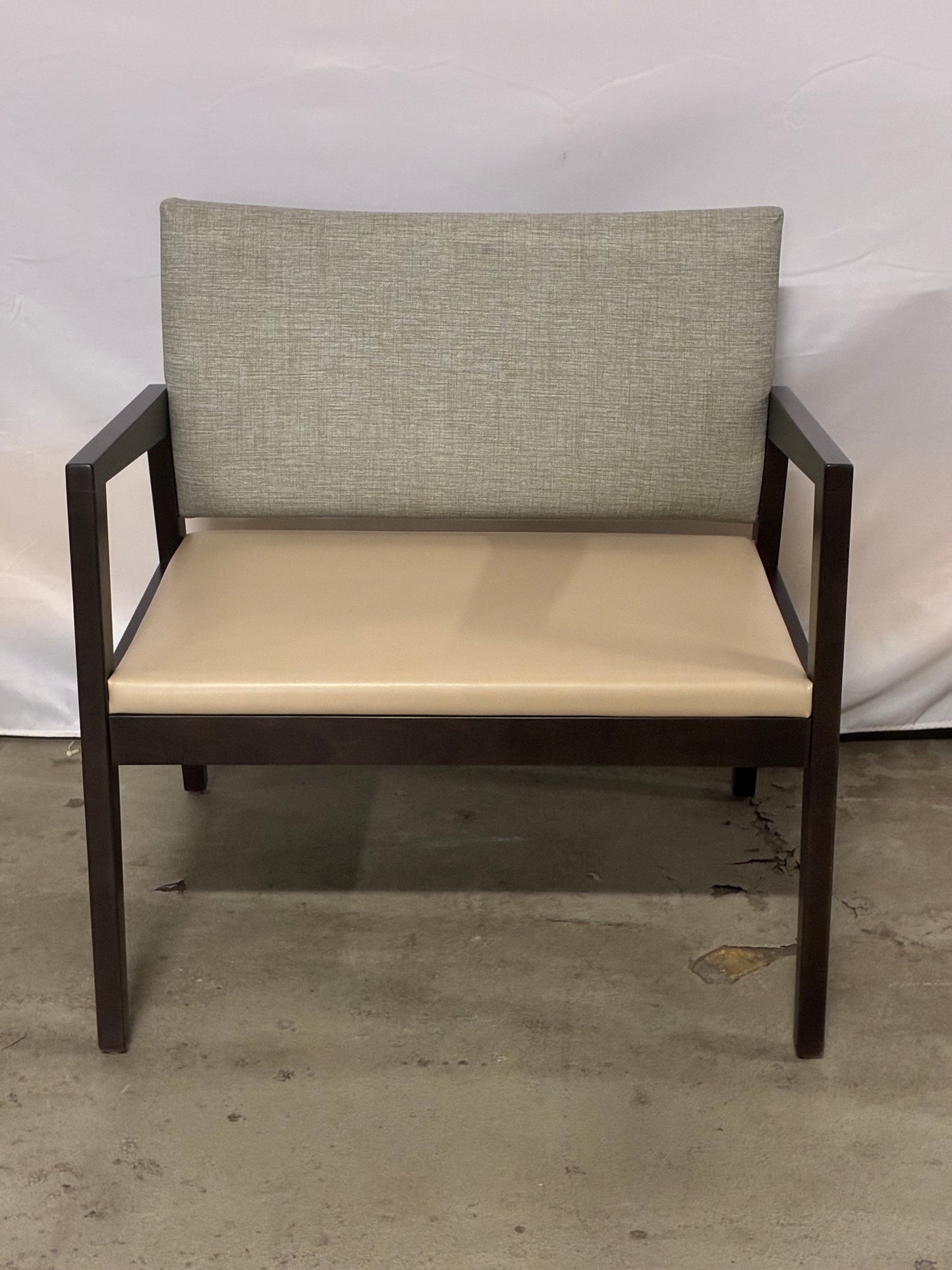 OFS | REIN+, BARIATRIC CHAIR