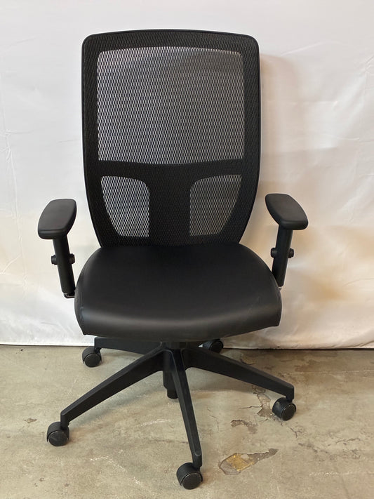 OFFICES TO GO | MESH BACK TASK CHAIR