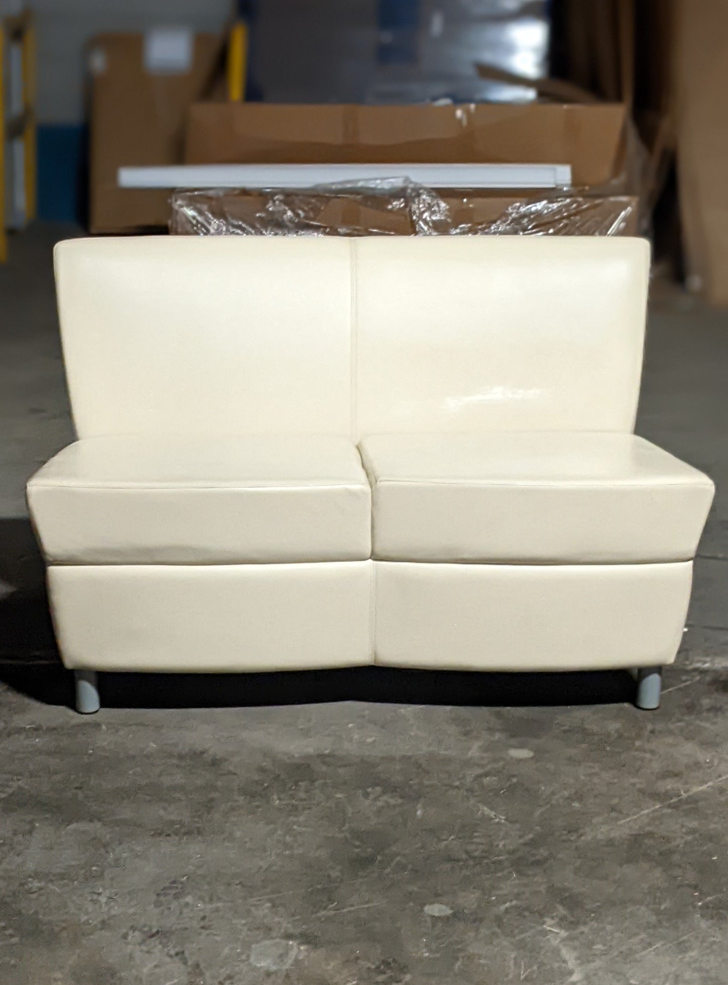 PREOWNED | ARMLESS LOVESEAT
