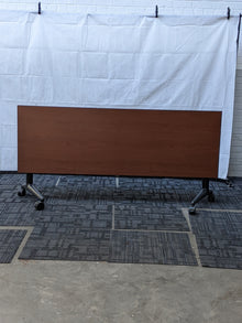 COALESSE MOBILE NESTING TABLE