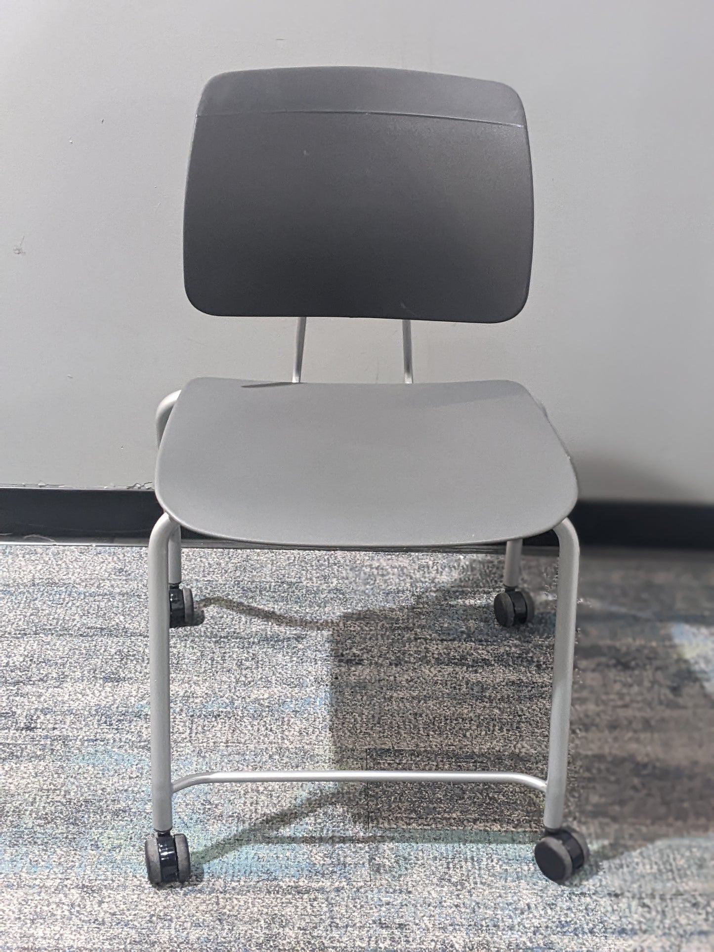 STEELCASE TENOR CHAIR WITH CASTERS