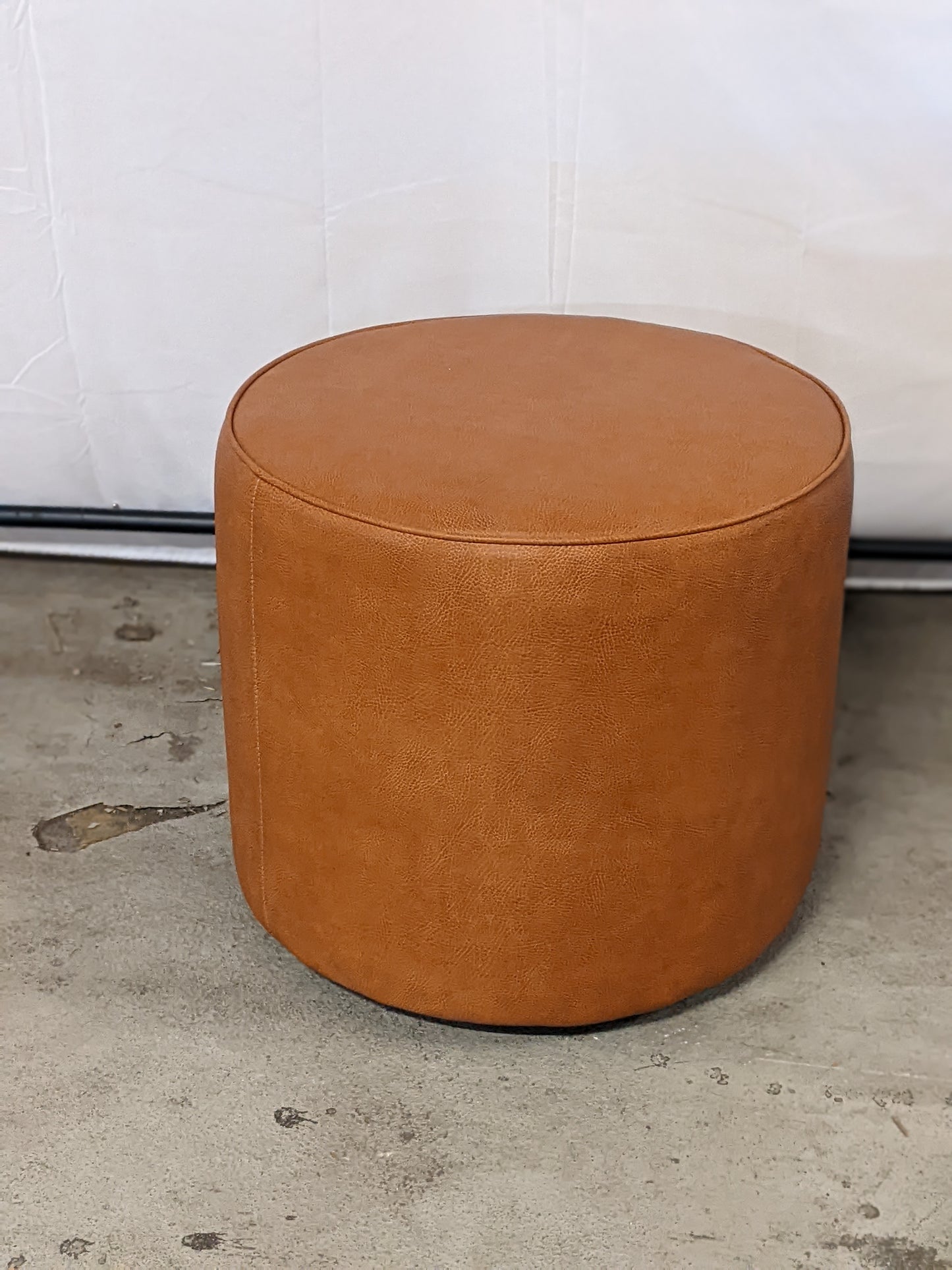 ALLSTEEL RECHARGE POUF ROUND