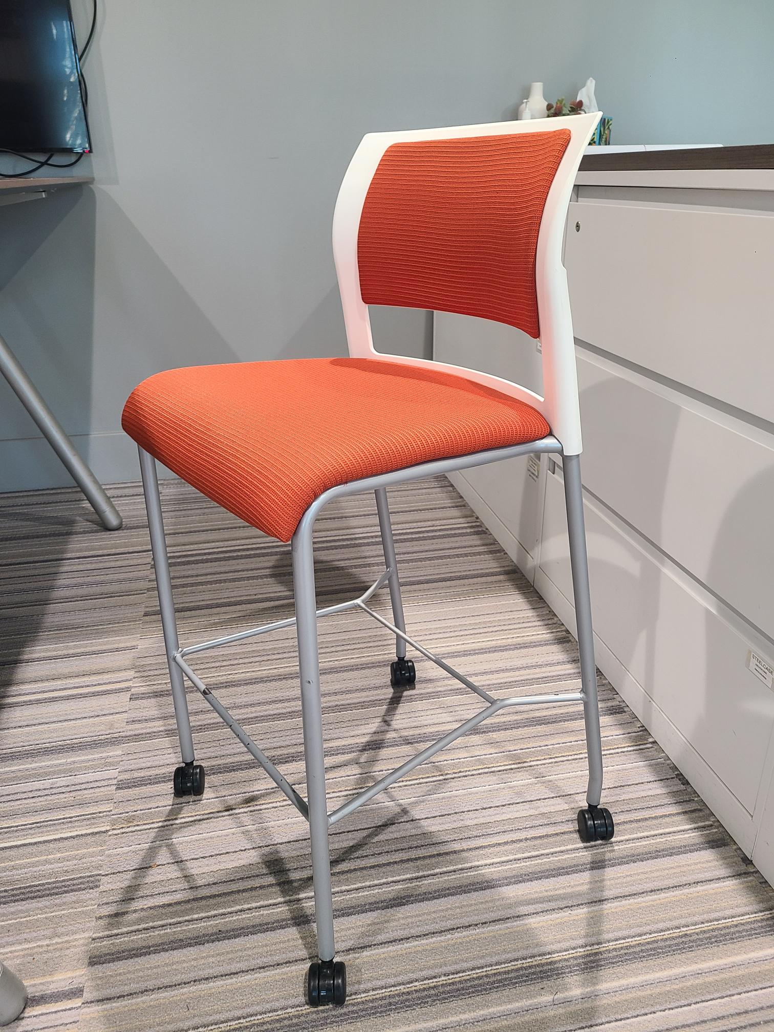 STEELCASE | MOVE STOOL – Storr PreOwned