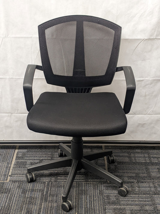 TASK CHAIR