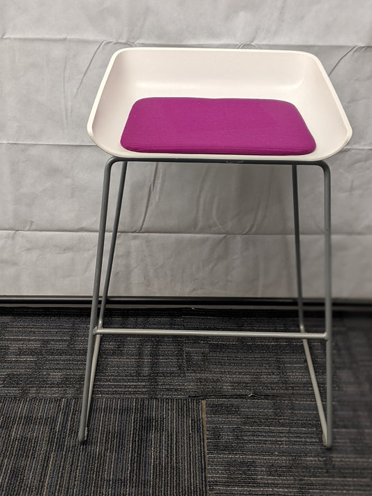 TURNSTONE SCOOP STOOL