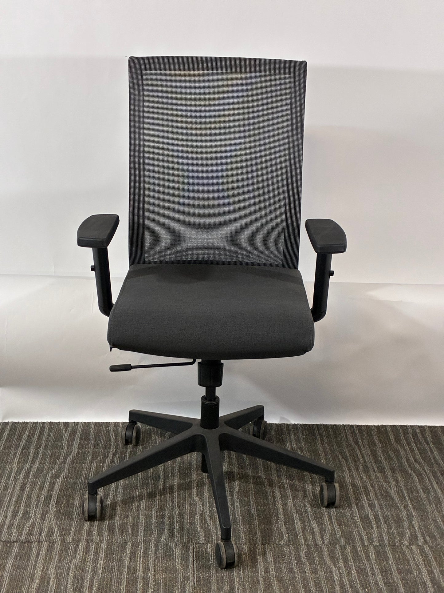 WYATT | G6 DESK CHAIR