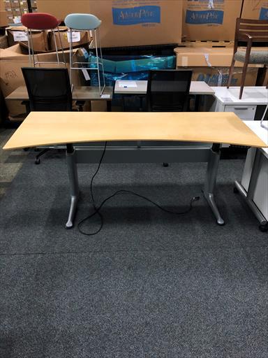 HERMAN MILLER HEIGHT ADJUSTABLE DESK