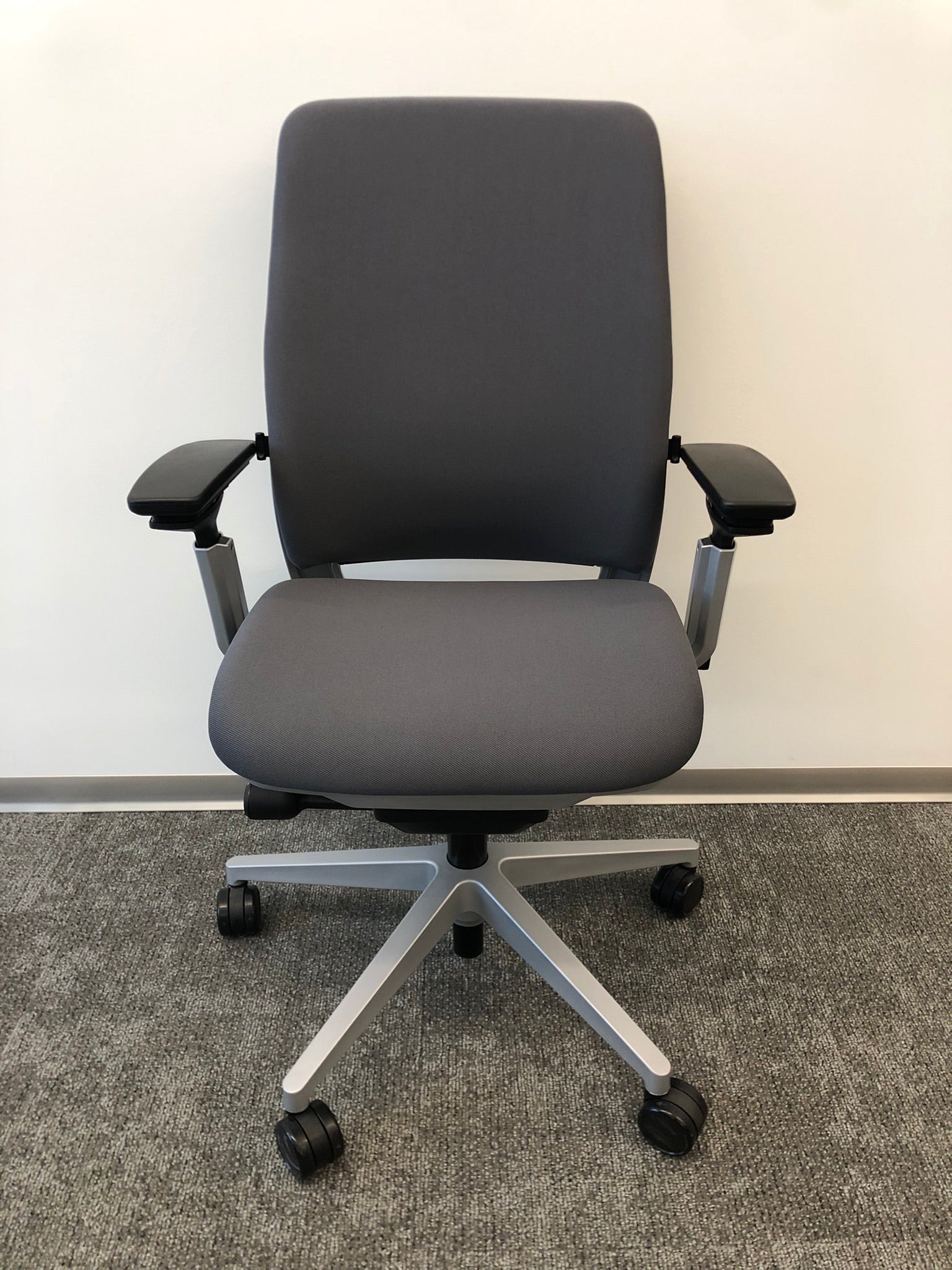 STEELCASE AMIA TASK CHAIR GRAPHITE – Storr PreOwned