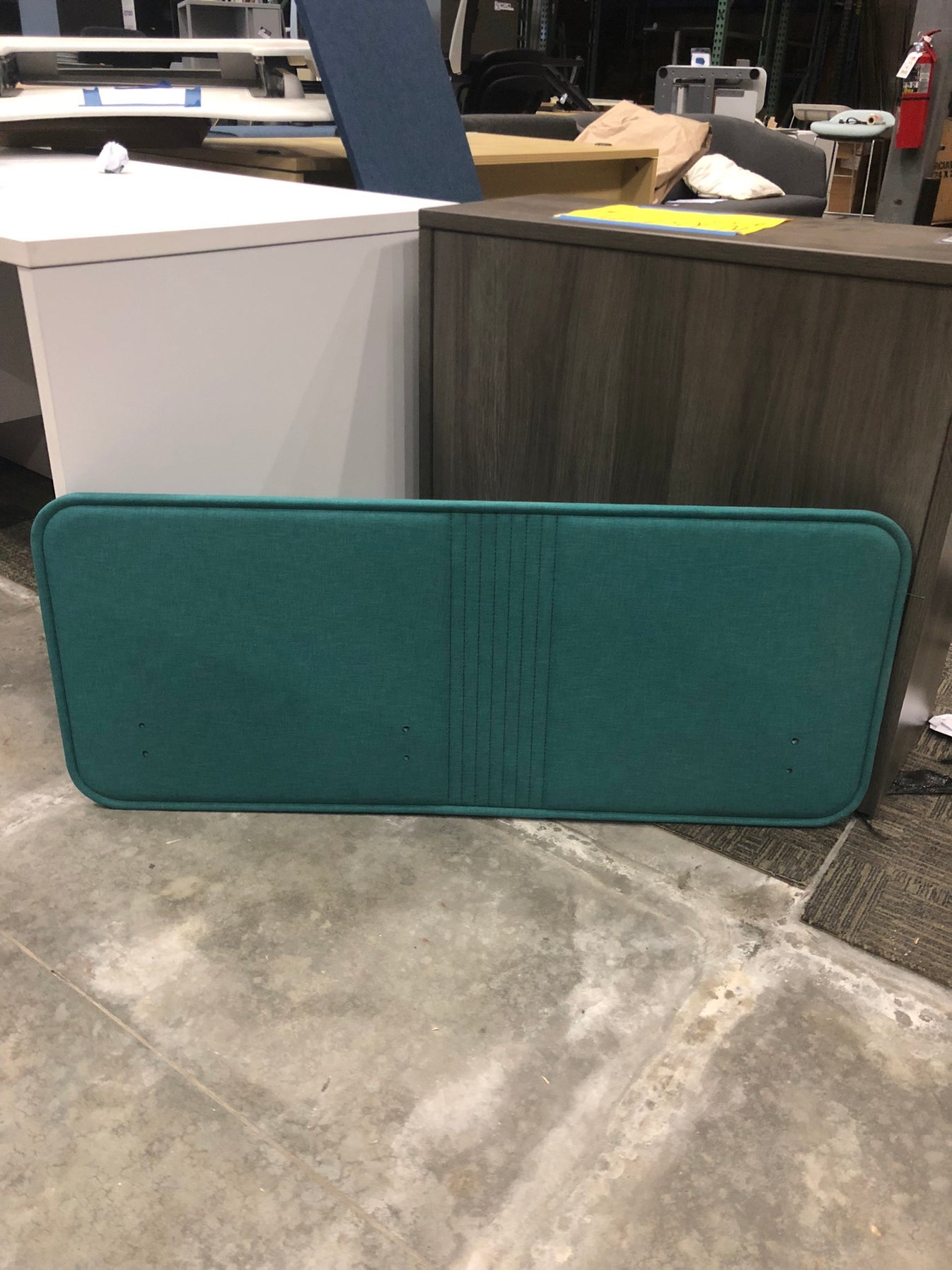 STEELCASE SCREEN CURVED RIGHT 42 Storr PreOwned