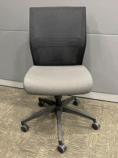 SIT ON IT AMPLIFY MID BACK TASK CHAIR